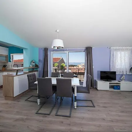 In With House Sea View Makarska