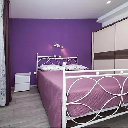 Appartement In With House Sea View *