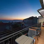 Apartment Nice Apartment In Makarska With House Sea View